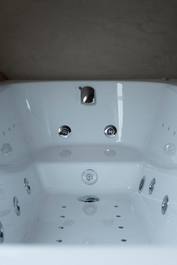 Wellness Sweet Bonihu B&B Bruges Esterno foto
